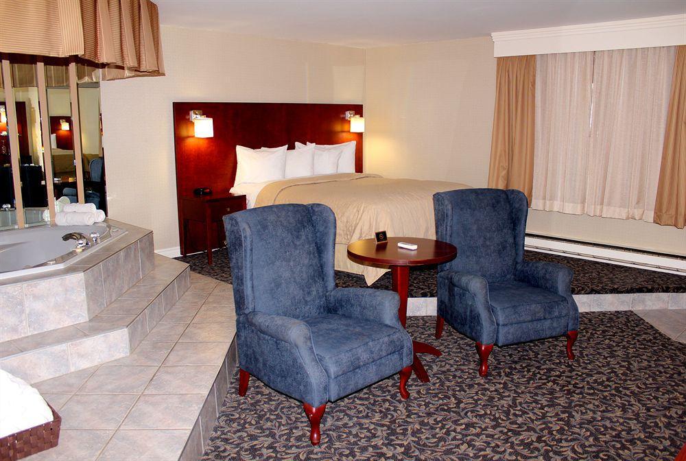 Quality Inn Mont-Laurier Exterior foto